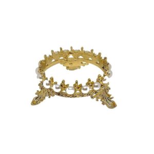 Coroa porta diamante dourado